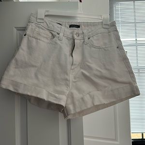 Wild fable size 6 white mom shorts
